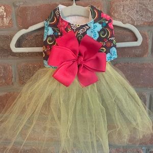 Cute handmade doggie dress for 5-7 lb dog